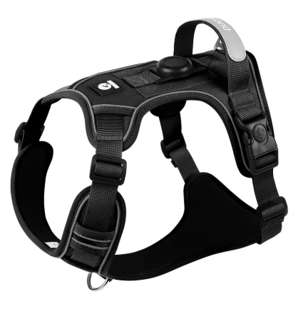 Comfortable no-pull dog harness designed to provide secure control and reduce pulling during walks